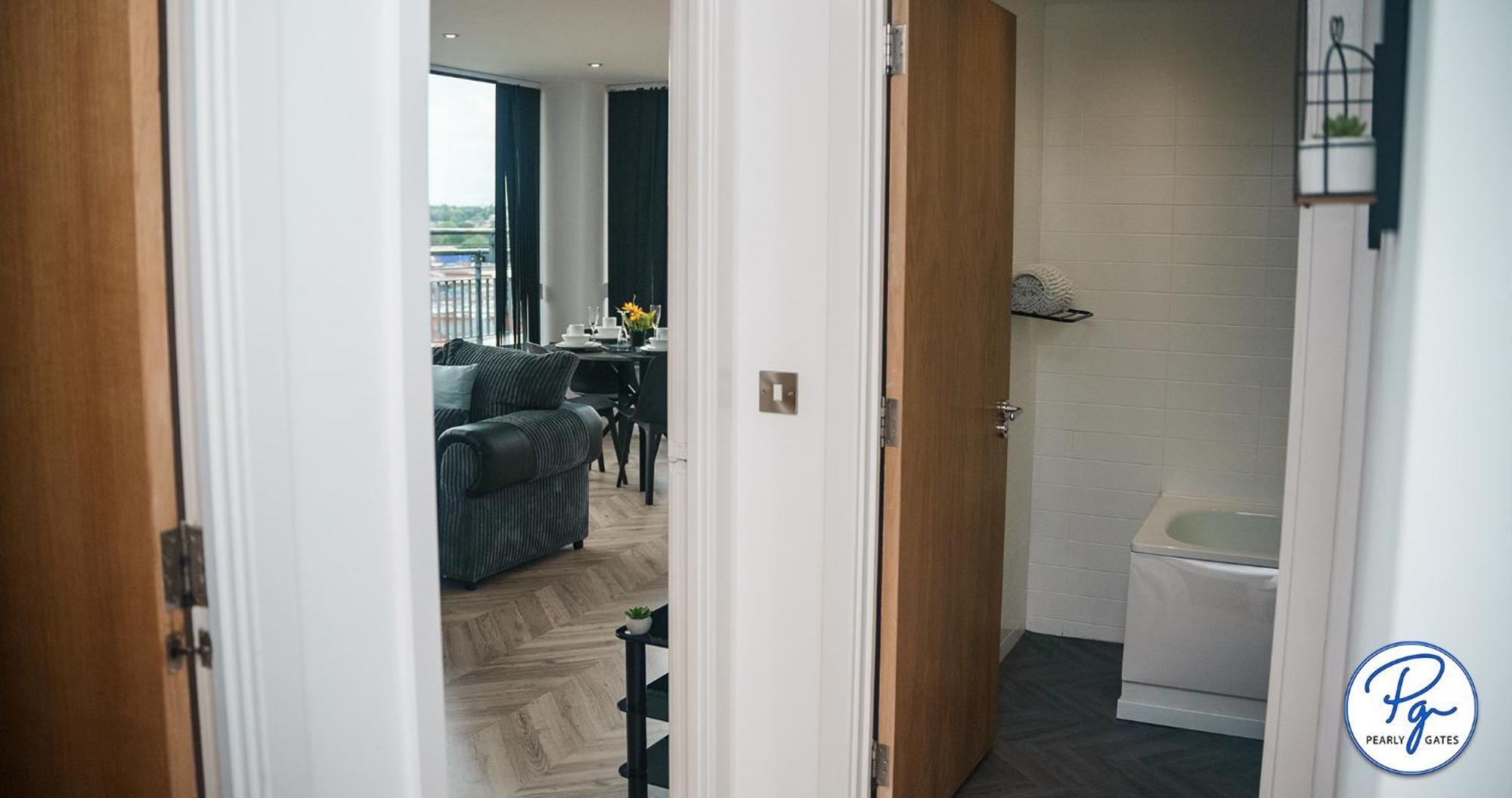 Penthouse - Amazing City Skyline Views - Free Parking - Balcony - Utilita Arena - New St Station - Bullring Shopping Birmingham Eksteriør billede