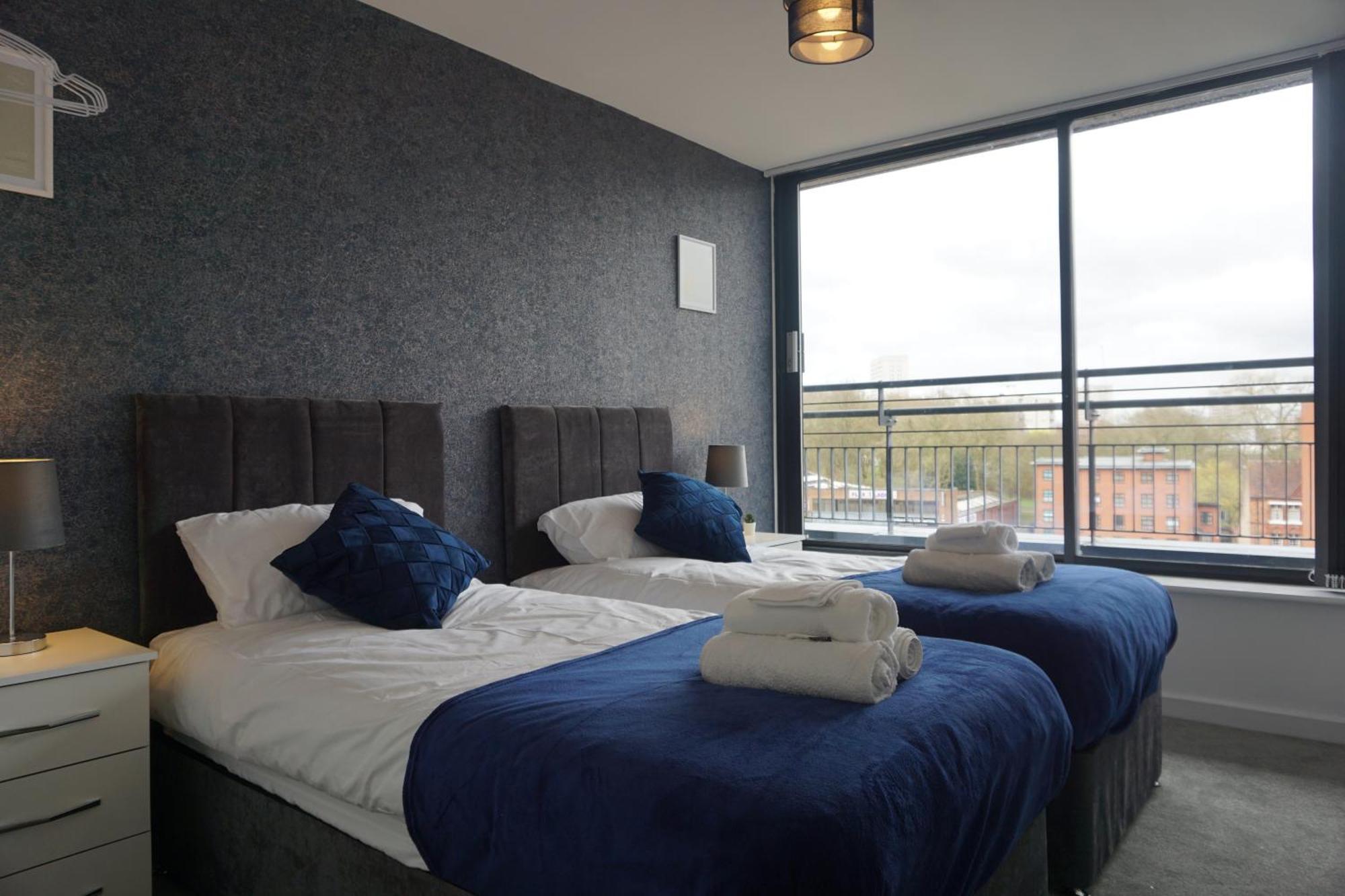 Penthouse - Amazing City Skyline Views - Free Parking - Balcony - Utilita Arena - New St Station - Bullring Shopping Birmingham Eksteriør billede